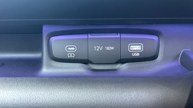 Hyundai INSTER 85kW 02 49kWh 5dr Auto Electric Hatchback - Image 37